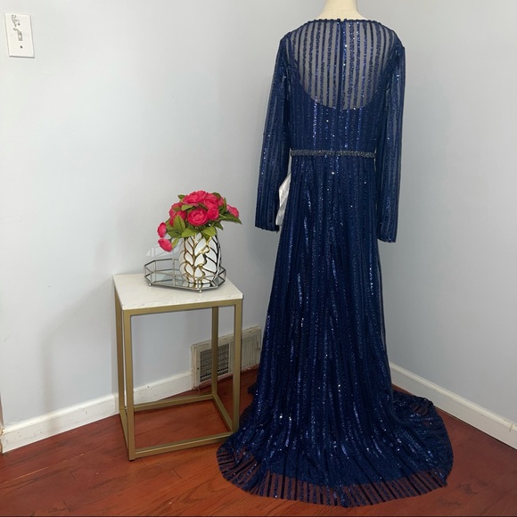 # Mac Duggal Sequins Stripe Plunge Neck Long Sleeve A Line Gown In Midnight NWT - Picture 4 of 16